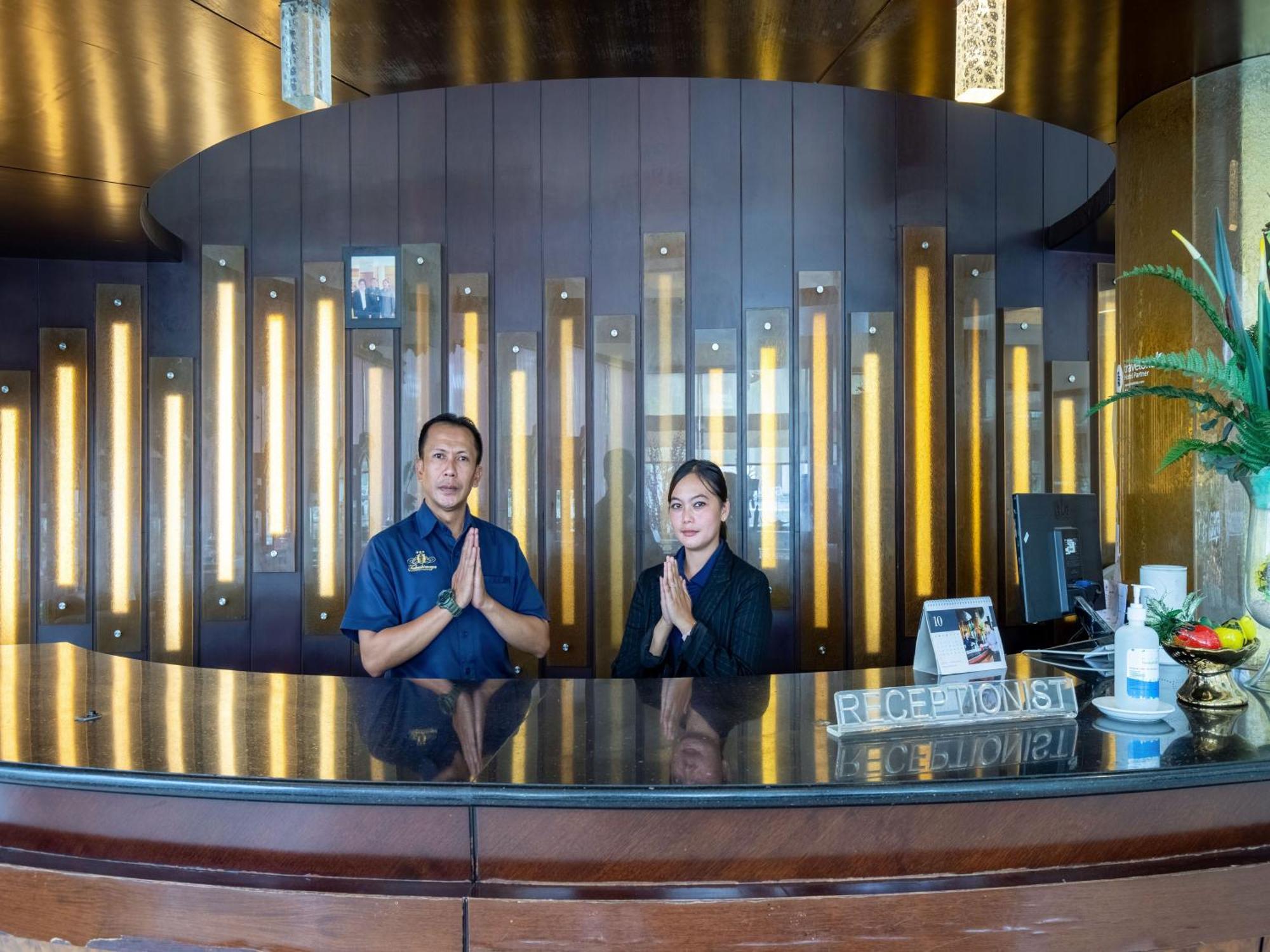Takashimaya Hotel & Convention Lembang Exterior foto