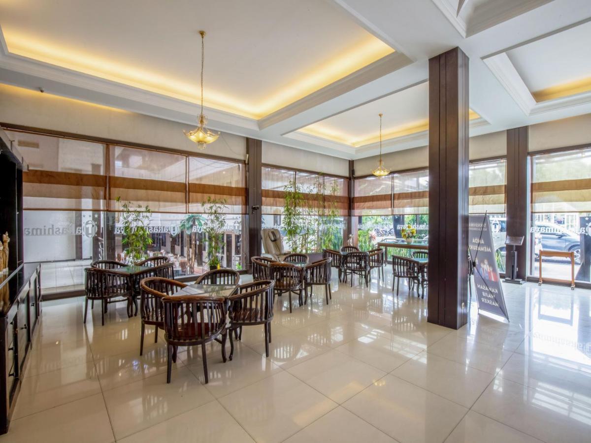 Takashimaya Hotel & Convention Lembang Exterior foto