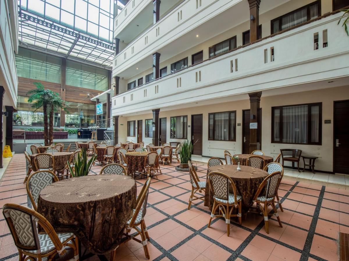 Takashimaya Hotel & Convention Lembang Exterior foto